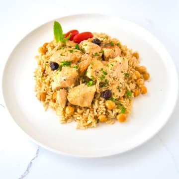 Chicken breast with Middle Eastern Brown Rice Salad