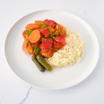 Chicken Vegetable Mediterranean Goulash with White rice